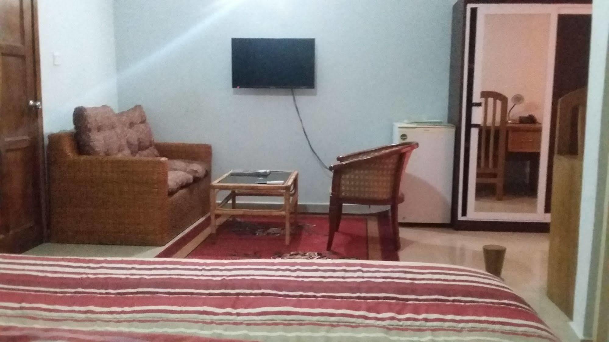 Bella Luxury Hotell Accra Eksteriør bilde