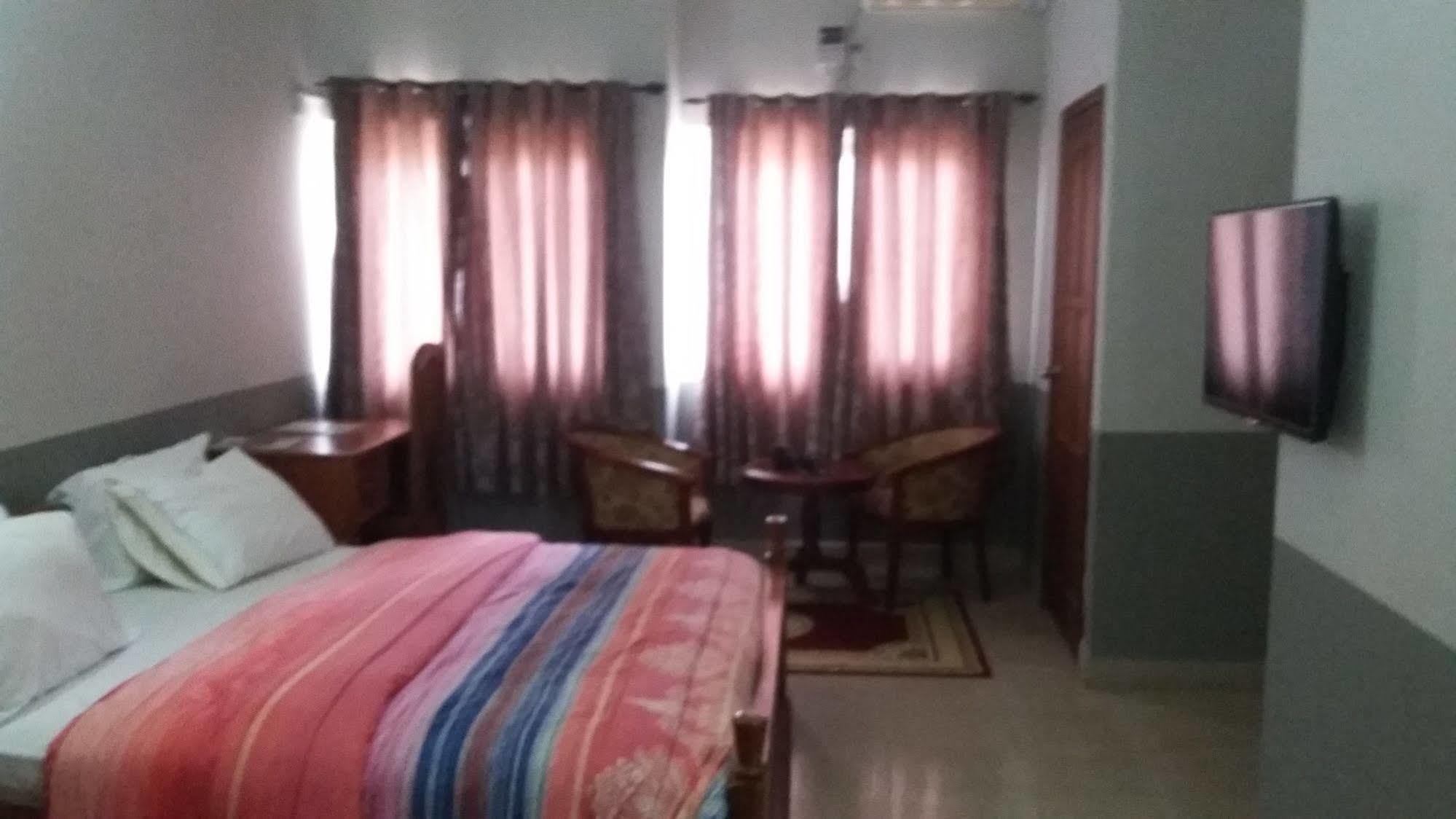 Bella Luxury Hotell Accra Eksteriør bilde