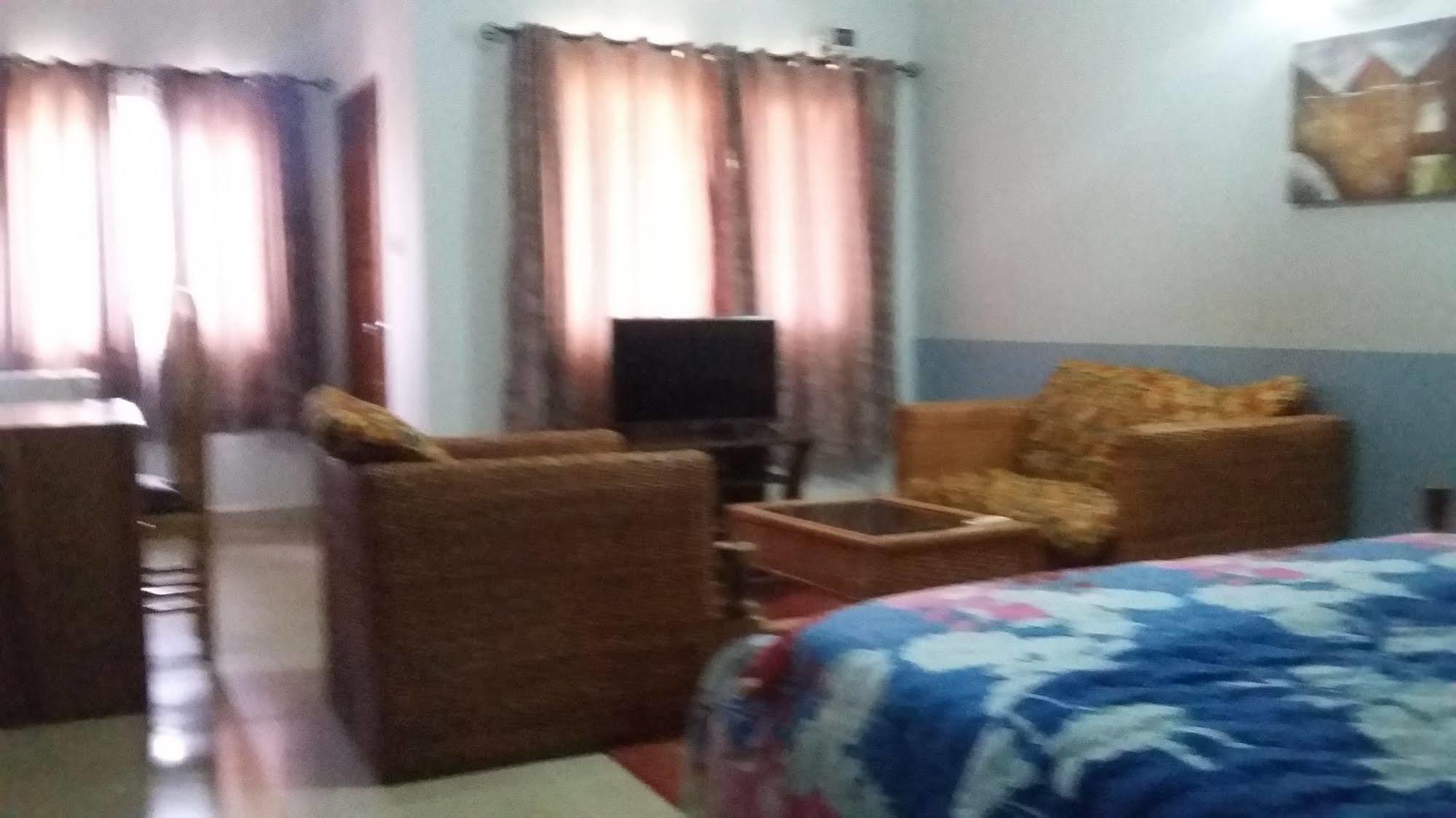 Bella Luxury Hotell Accra Eksteriør bilde