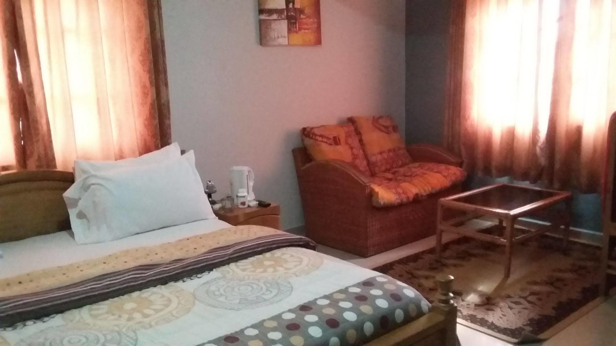 Bella Luxury Hotell Accra Eksteriør bilde