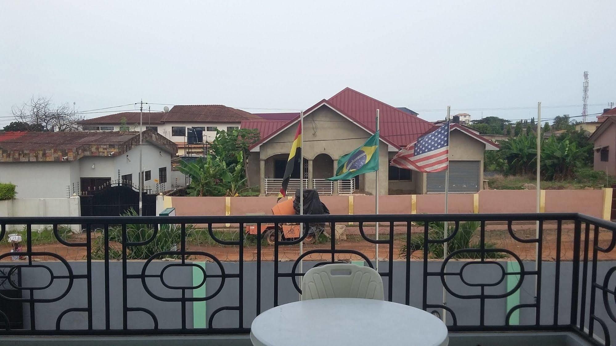 Bella Luxury Hotell Accra Eksteriør bilde